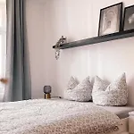 Huebschmann, App 128 *