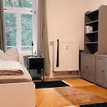 Huebschmann, App 128 *