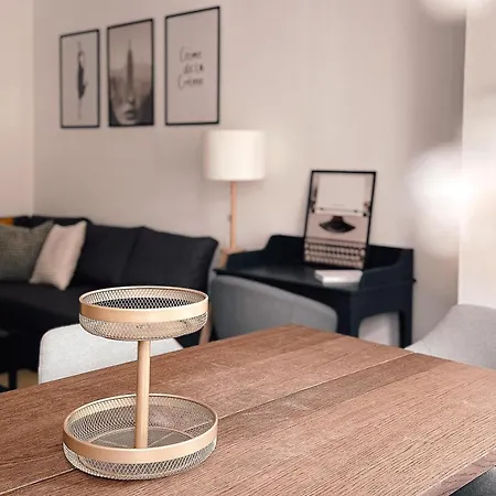 Huebschmann, App 128 Chemnitz