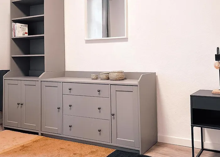 Huebschmann, App 128